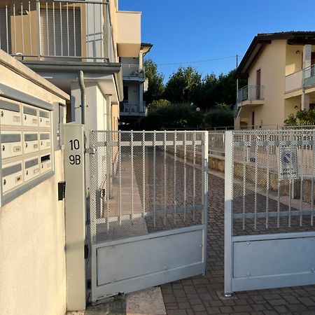 Casa Caterina Lake View Holidays Apartments Peschiera del Garda Bagian luar foto