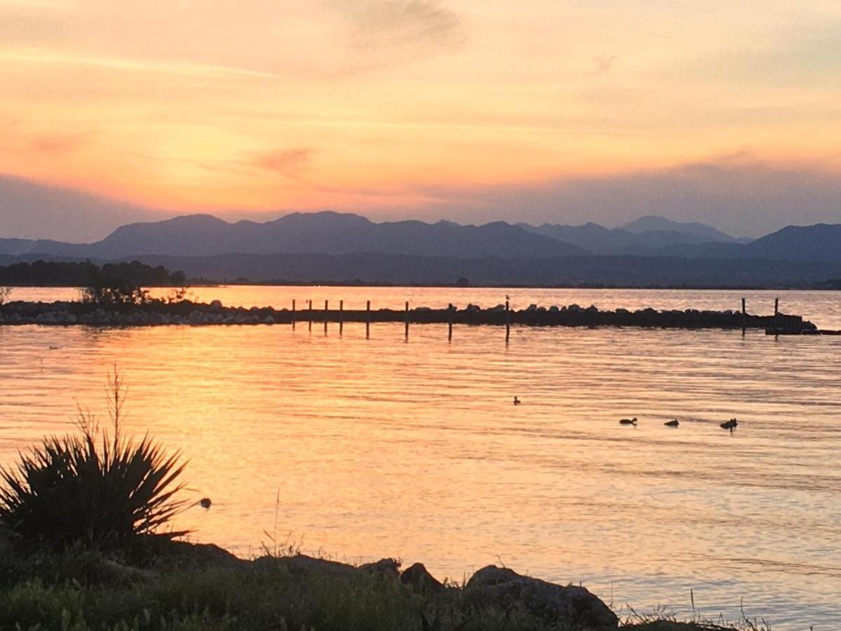 Casa Caterina Lake View Holidays Apartments Peschiera del Garda Bagian luar foto